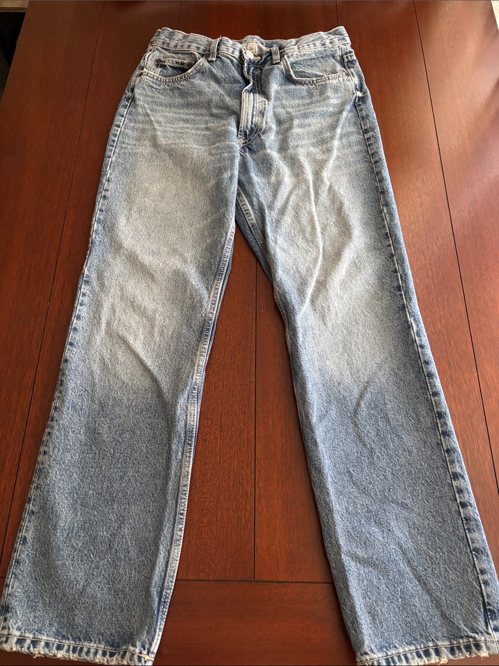 Zara Fashion Light Wash Straight Leg Jeans Size 10